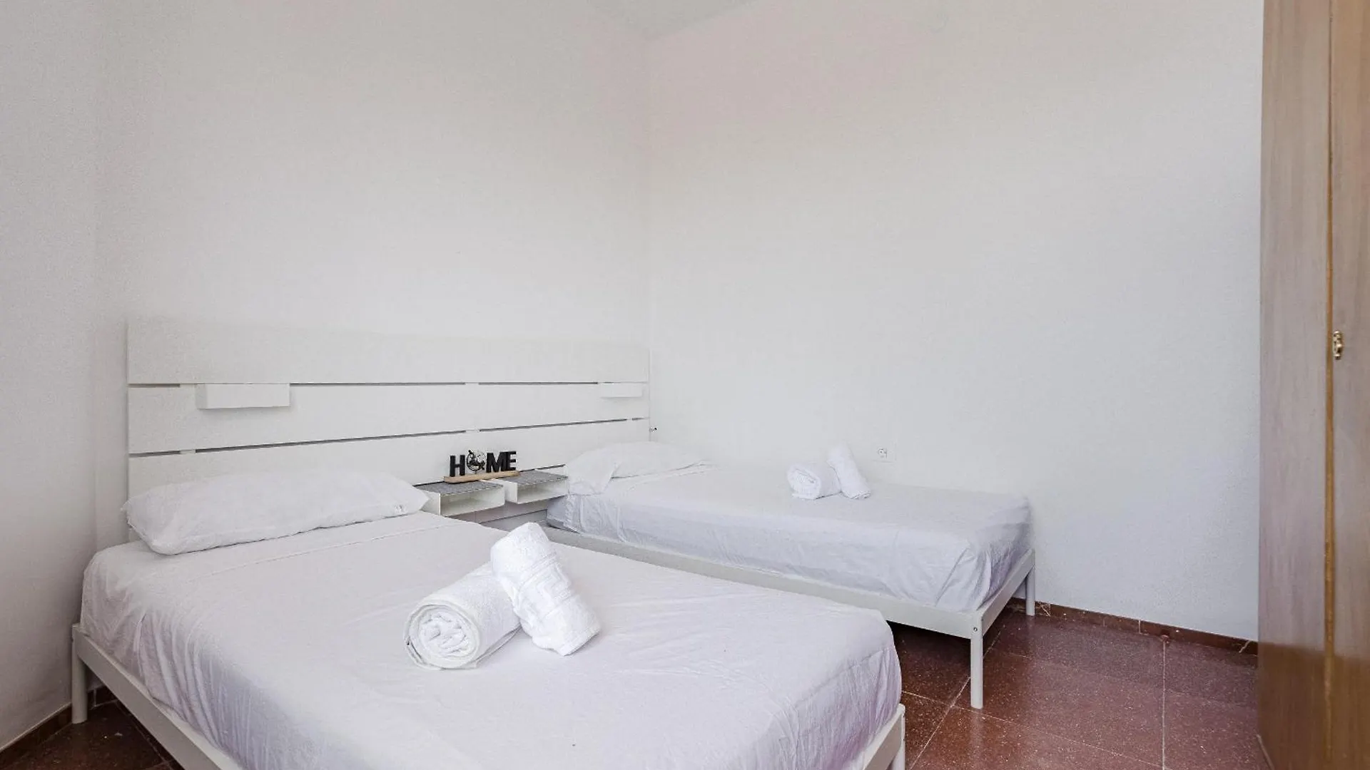 Apartamento Casco Antiguo غيا ذي إسورا 0*,  إسبانيا